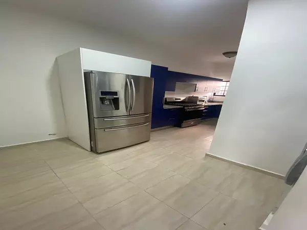 apartamentos - Alquiler apartamento finamiente Amueblado de 170M2-Bella Vista 3