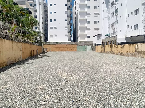 solares y terrenos - Solar comercial en alquiler  3
