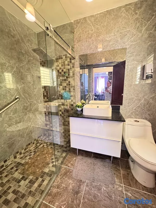 apartamentos - venta de 4ta con terraza en la autopista de san isidro Santo Domingo este  3