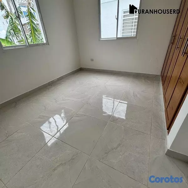 casas - venta de casa lista en la autopista de san Isidro proyecto cerrado  3