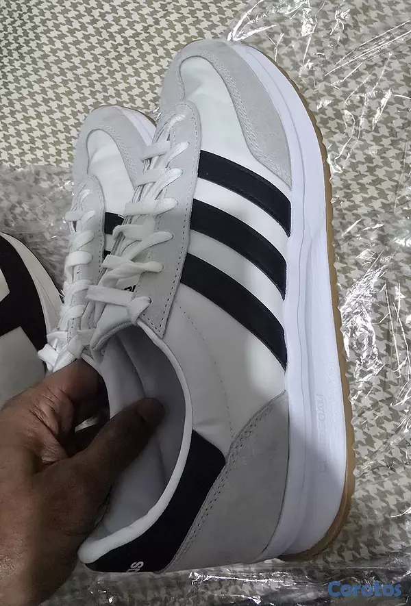 zapatos para hombre - **Vendo tenis hugo boss, lacoste, adidas, casi nue 3