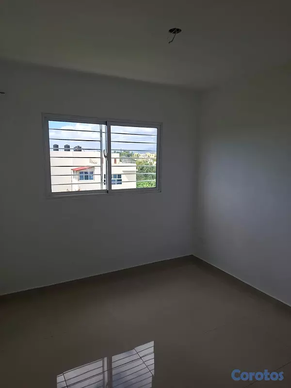 apartamentos - 🏡 Apartamento en Alquiler con Terraza Privada y Pi 1