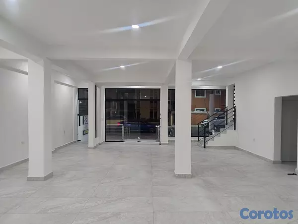 oficinas y locales comerciales - EDIFICIO COMERCIAL DE 2 NIVELES / 740 M2 MAS AZOTE 4