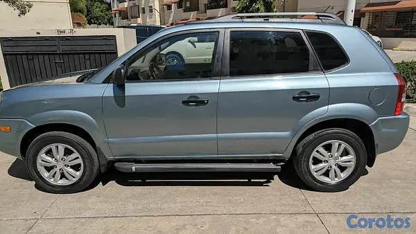 jeepetas y camionetas - Hyundai Tucson 2009 en excelente condiciones 5