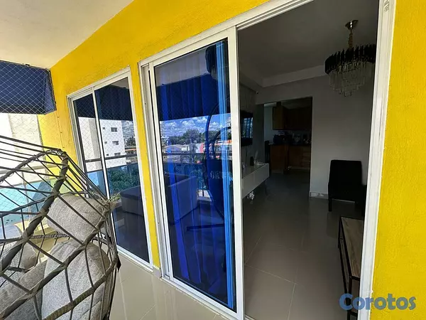 apartamentos - Lujoso apartamento en la aut. San Isidro con terraza privada, cercano a supermer 2