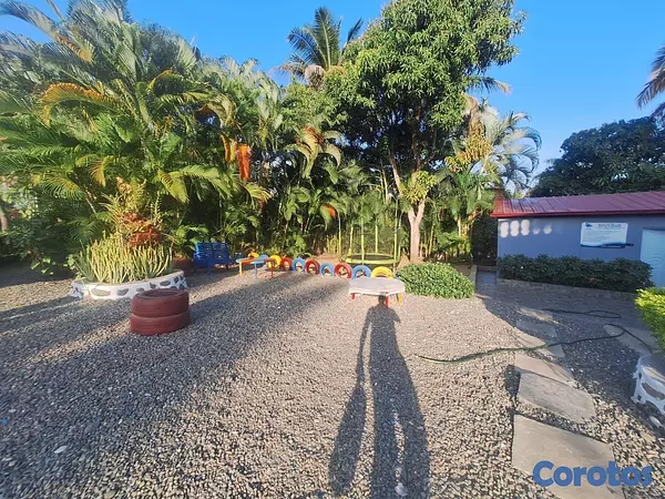 casas vacacionales y villas - venta de Villa amuebla Pedro brand santo Domingo oeste de 3,783mts con piscina  8