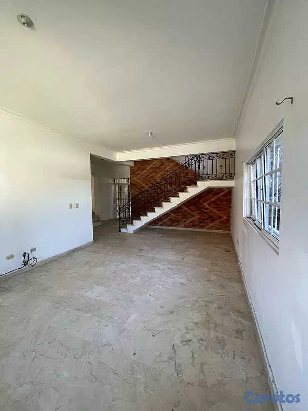 casas - CASA EN VENTA - Altos de Arroyo Hondo 3ro 7