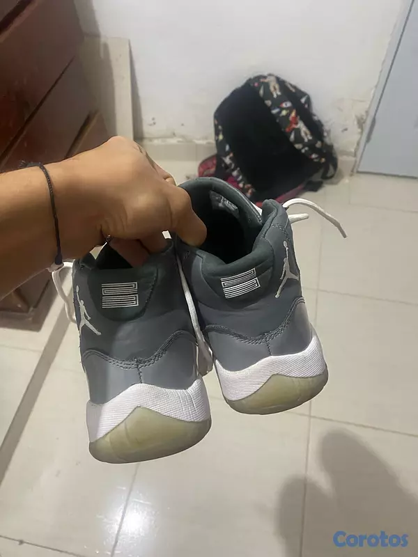 zapatos para hombre - Jordan 11 cool grey  4