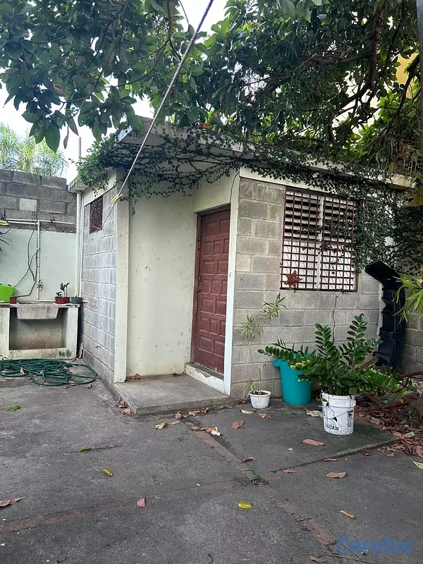 casas - Vendo Casa en la Avenida Independencia, Santo Domingo Distrito Nacional  6