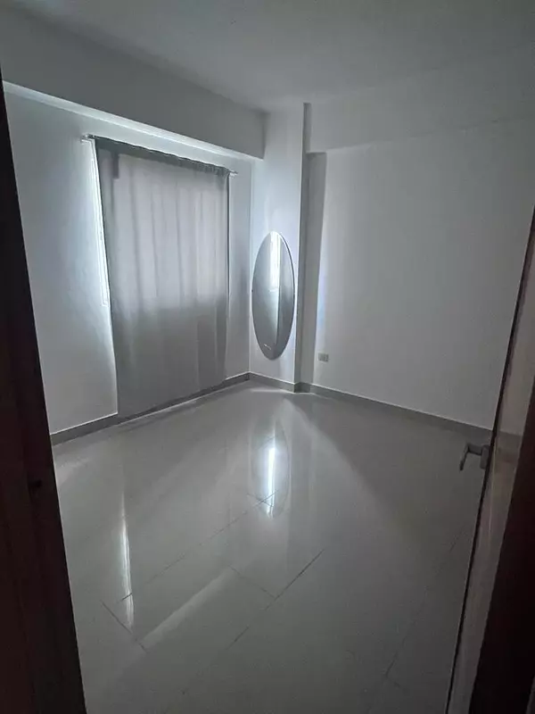 apartamentos - Alquiler Apartamento de 3 Habitaciones sin amueblar, Gazcue, Santo Domingo 3