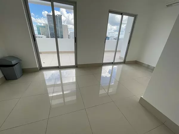 apartamentos - *Evaristo moralesVendo exclusivo apartamento de160.83mts. 5