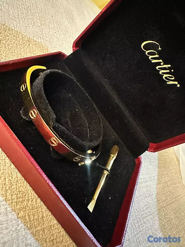 joyas, relojes y accesorios - Vendo cartiel de acero inoxidable, me costó 9,000 RD, puedo negociar el precio. 2