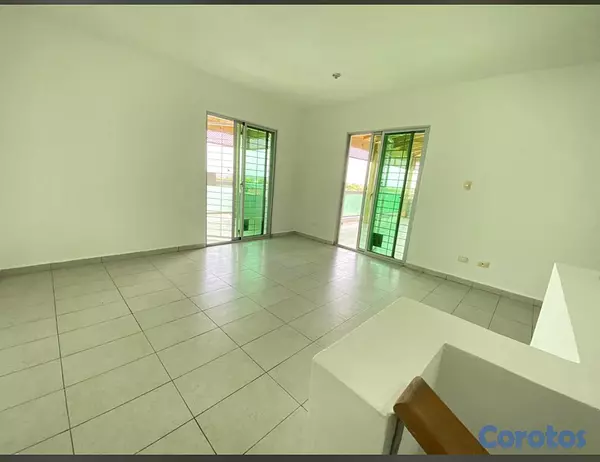penthouses - Venta de apartamento en buenas condiciones  7