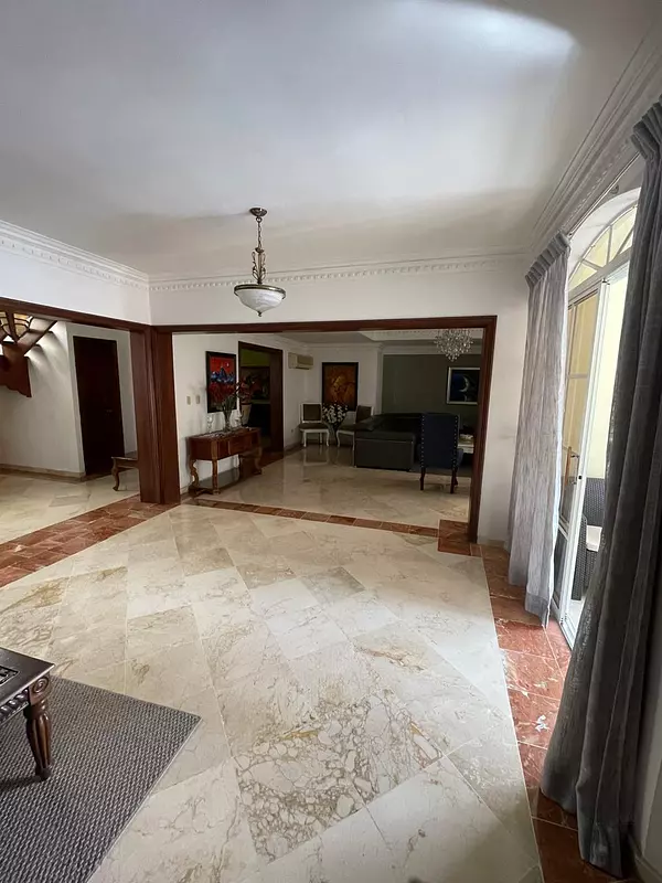 apartamentos - Vendo Pent-house de 2 niveles en Los Cacicazgos    4