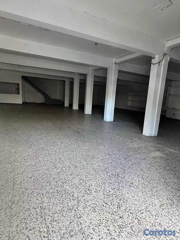oficinas y locales comerciales - LOCAL COMERCIAL LOS MINA  5