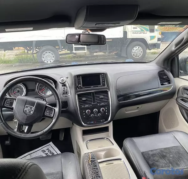 jeepetas y camionetas - Dodge Grand Caravan 2017  6
