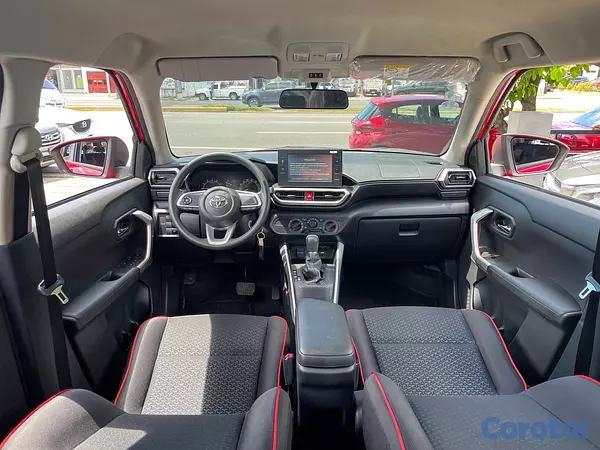 jeepetas y camionetas - Toyota Raize FULL 2023 4