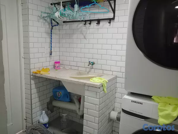 casas - Vendo o alquilo casa de 2 nivel en Los Cacicazgos. 9