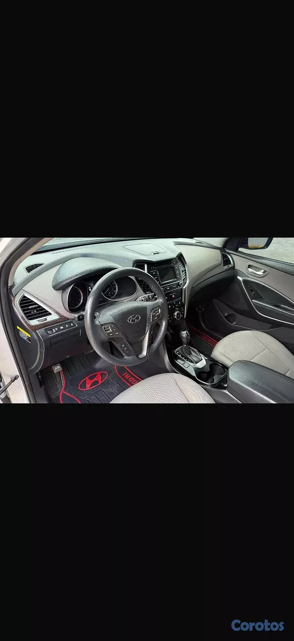 jeepetas y camionetas - 2018 Hyundai Santa Fe Sport 8