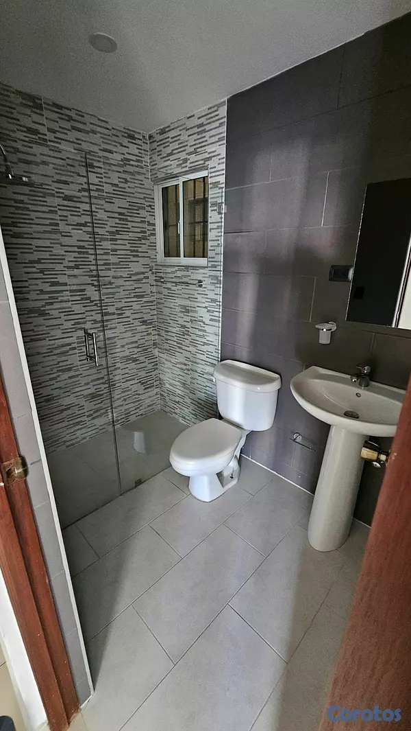 apartamentos - Apartamento duplex 2 habs, Terraza + Jacuzzi, 2 parqueos en Evaristo Morales 11