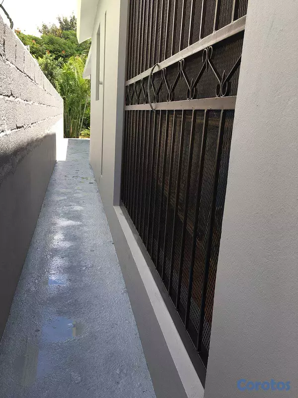 casas - Se vende Amplia Casa En Santiago  14