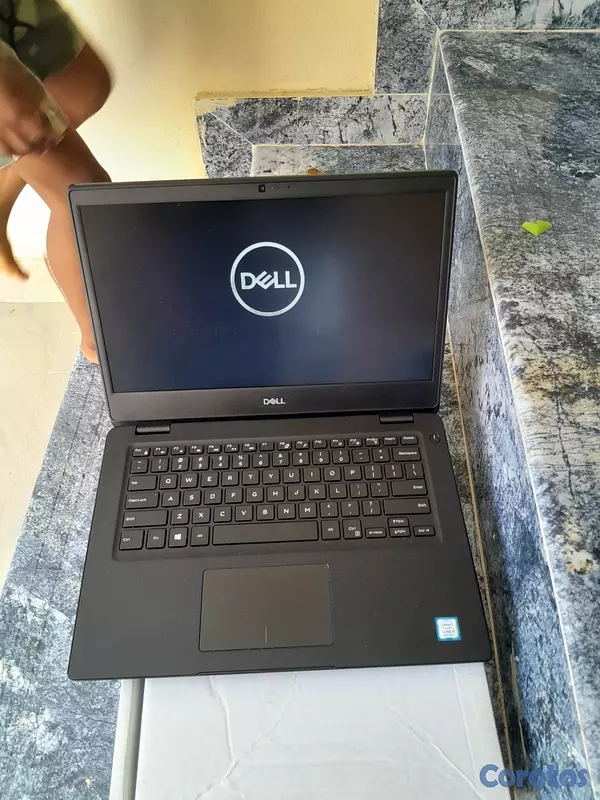 computadoras y laptops - Me la acaban de enviar cuentas con sus accesorios  5
