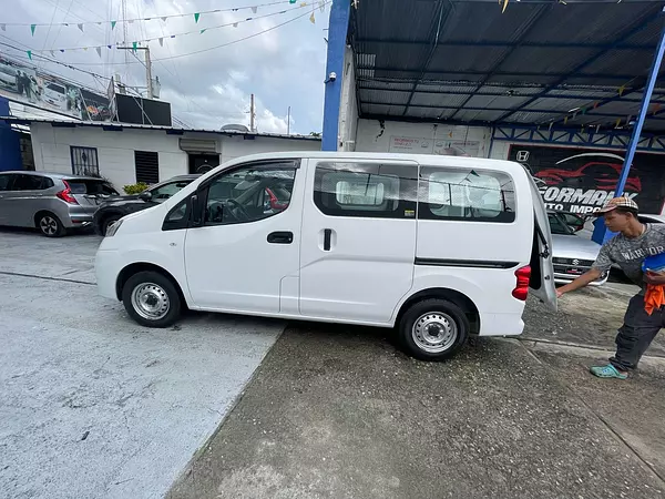 otros vehiculos - NISSAN NV200 VANETTE 4