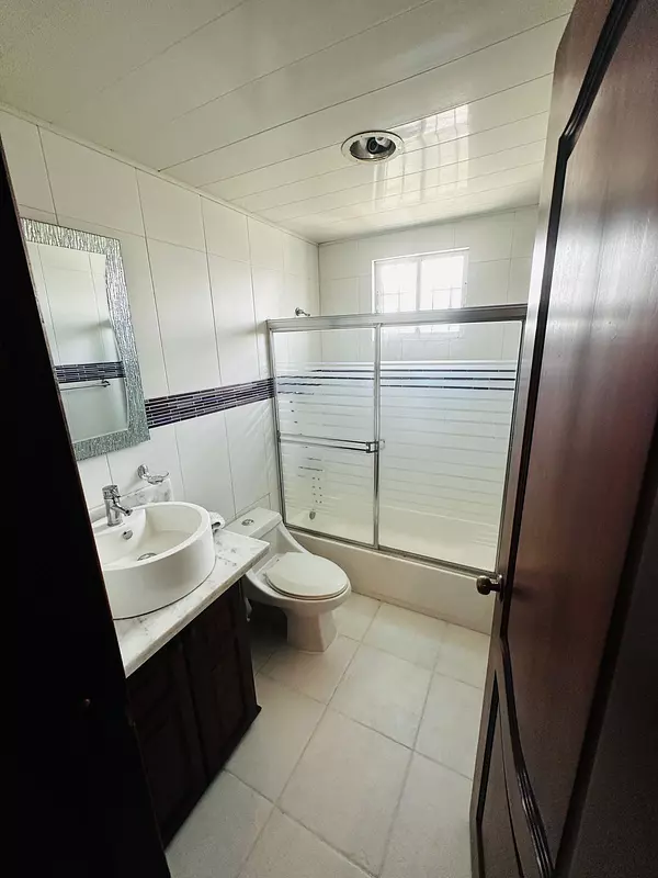 apartamentos - Alquilo apartamento amueblado en Bella Vista  6
