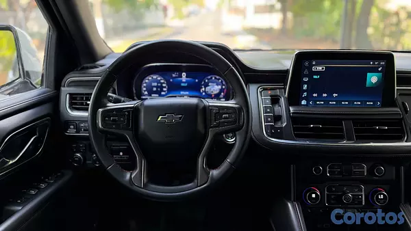 jeepetas y camionetas - Chevrolet Tahoe RST 2024 24,000KM Turbo Diesel 4WD 4