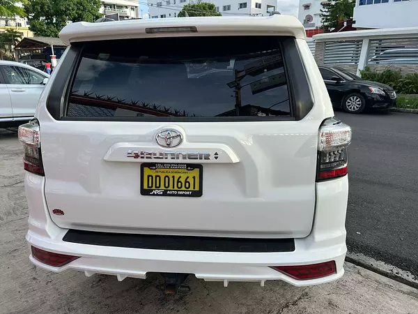 jeepetas y camionetas - toyota 4runner 2020 10