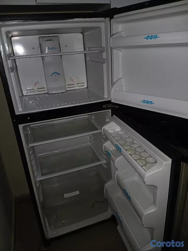 electrodomesticos - Nevera agros 9 pies cubicos 4