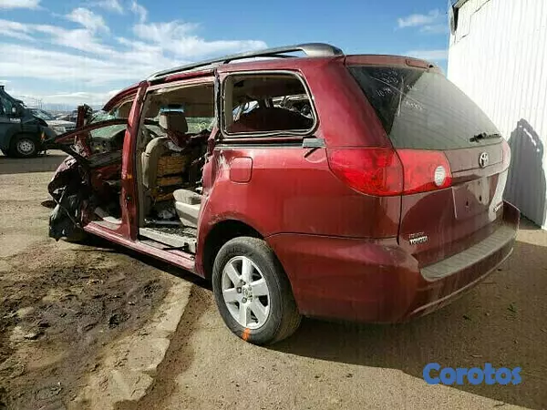 repuestos - Vendo el Motor Para Toyota Sienna 2006 4