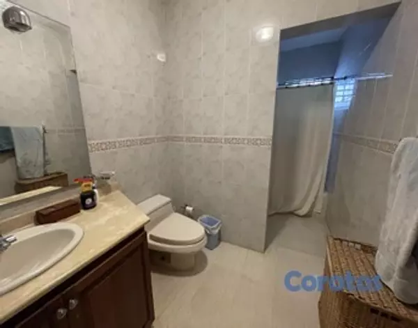 casas - Vendo casa en Cuesta Hermosa III 4
