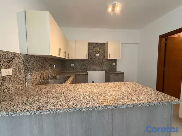 apartamentos - vendo apartamento en el millón de oportunidad piso 4 tres hab con su baño dos P 3