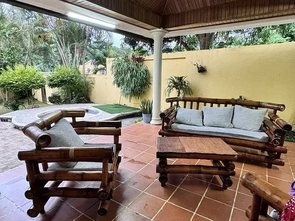 casas - Casa de 2 niveles en El Ducado, sector Los Ríos 7