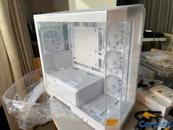 computadoras y laptops - Case PC MSI Micro ATX Tower 2