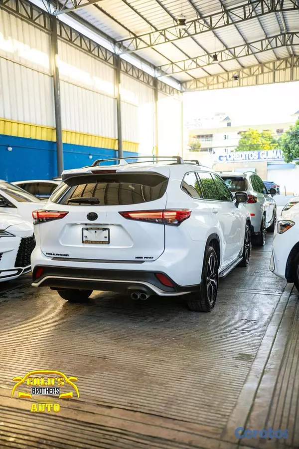 jeepetas y camionetas - Toyota Highlander XSE 2022 Recien Importada Clean 6