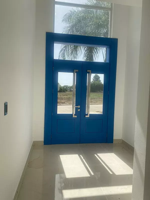 casas - Hermosa Casa de 2 Niveles en Proyecto Cerrado, Llanos de Gurabo  9