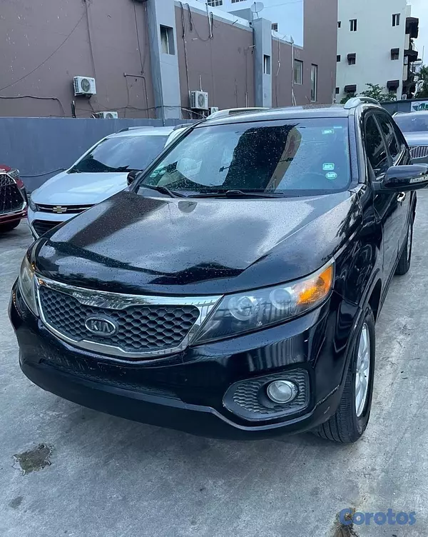 jeepetas y camionetas - KIA SORENTO 2011
 3