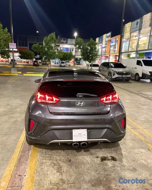 carros - HYUNDAI VELOSTER ÚLTIMA TE
TURBO 2019 8