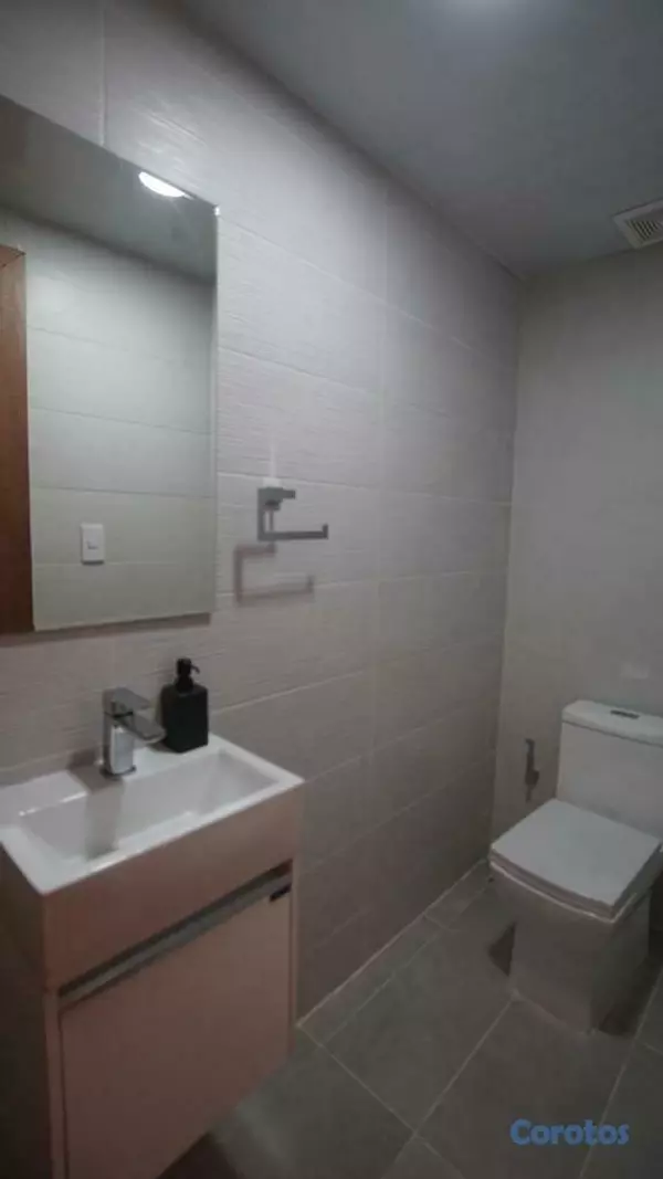 apartamentos - Apartamento en Venta en Bella vista de 3 Habitaciones con Áreas Sociales 6