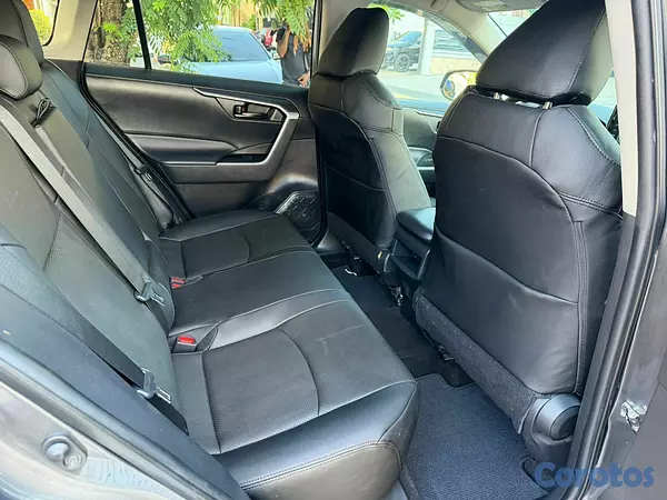 jeepetas y camionetas - toyota rav4 2021 10