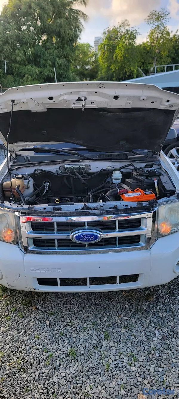 jeepetas y camionetas - FORD ESCAPE XLT 2011 4