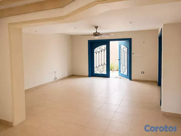 casas - Casa de 4 habitaciones 4 baños en alquiler en Arro 4