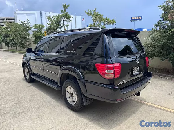 jeepetas y camionetas - Toyota Sequoia 2001 4