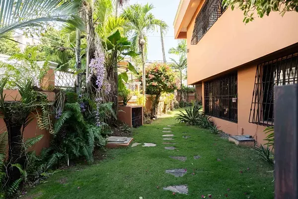 casas - Se Vende Hermosa casa en  Arroyo Hondo II 3