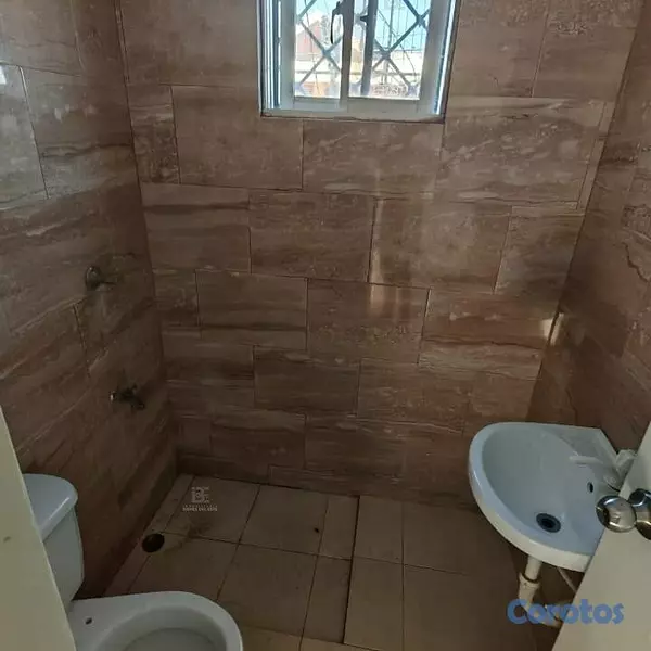 apartamentos - SE Renta Apartamento de Tres Habitaciones en Villa 9