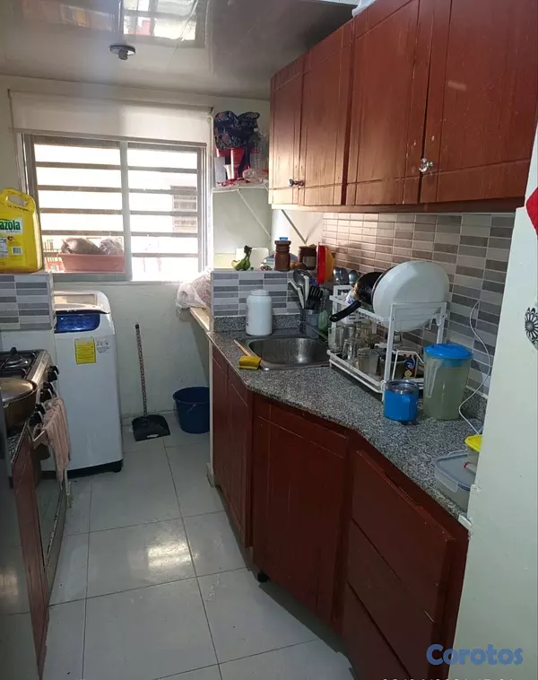 apartamentos - VENDO 1er piso APARTAMENTO RESIDENCIAL MONUMENTAL  4