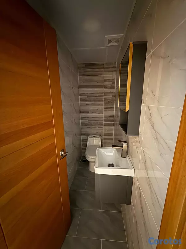 apartamentos - Apartamento en venta, con amueblado o vacío. Mirador Norte. 3er piso.
 6