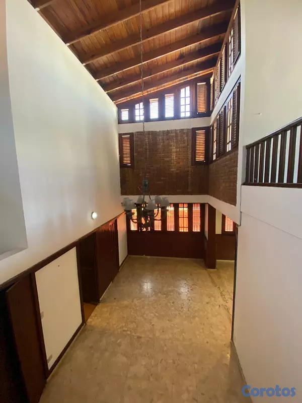 casas - Casa de 5 Habitaciones en la Castellana, DN. 2
